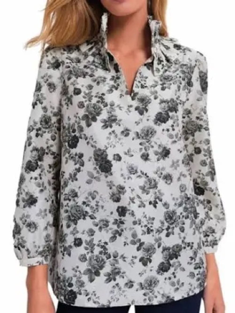 Tuckernuck Faded Roses Bouvier blouse Medium